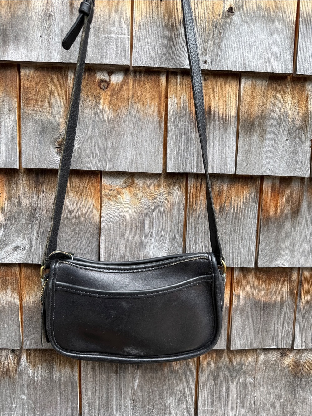 Vintage Coach Black Leather Handbag Crossbody 9031 Wendie
